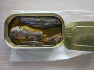Sardines en boîte naturelles délicieuses de poissons dans le poids net végétal de l'huile 125g