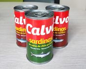 Poissons en boîte épicés chauds de sardine en tailles faites sur commande et emballage de sauce tomate