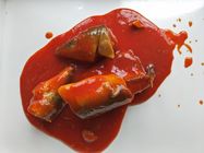 Vendez les sardines en gros en boîte en sauce tomate (chaude) 50 X 155g/24 X 425g