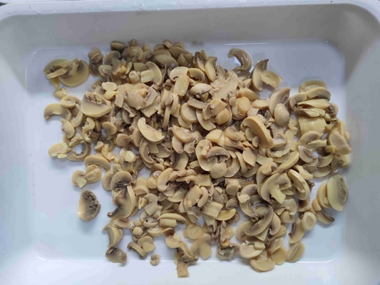 Champignons de Paris en conserve à la vapeur : un ingrédient polyvalent pour tous les plats