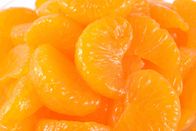 Les boissons délicieuses ont mis en boîte la mandarine avec la matière première fraîche de sucre