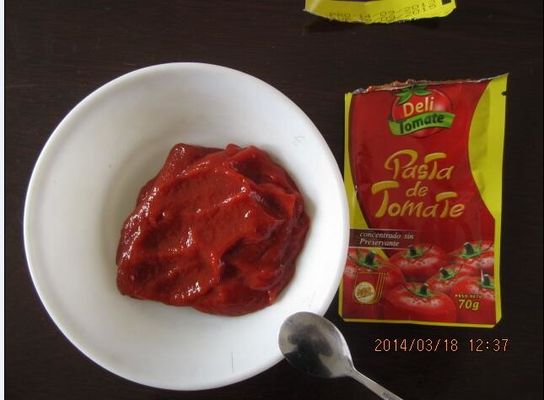 Pâte de tomate en conserve infusée de sel avec tomate sans additifs
