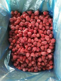 Fraise congelée par volume artificiel de couleurs avec les matrices/tranche entières ne forme pas