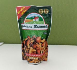 Champignon naturel de champignon de paris en boîte le plus sain entier/tranches dans la poche