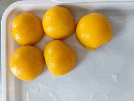 Suggestions de service : Servir frais ou à température ambiante. Fruits jaunes en conserve : pêches. Matière première : 100% pêche jaune fraîche.
