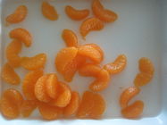 La nutrition a mis en boîte les tranches oranges/mandarines en boîte en jus