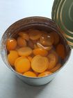 L'abricot conservé divise en deux le sodium nul et hydrate de carbone total 21g de transport le gros