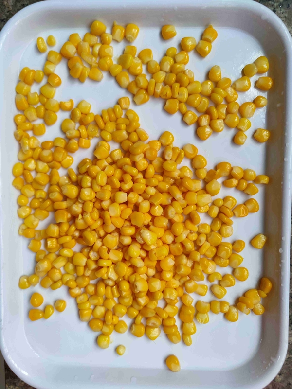 Ajouter de la saveur et des nutriments au maïs sucré en conserve dans les emballages en étain Metel