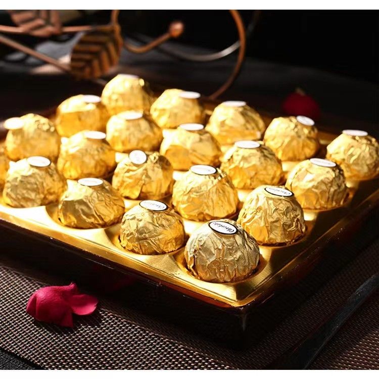 T.20 DIAMOND SQUARE 18 mois Durée de conservation Bonbons et chocolat Chocolat composé 220g