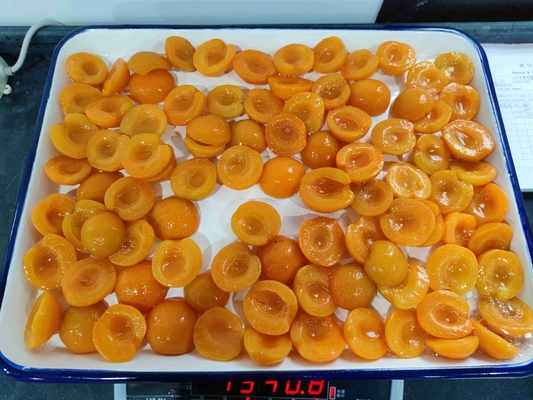 0 g de matières grasses totales demi-abricots en conserve - 22 g de glucides totaux - 2% de vitamine C